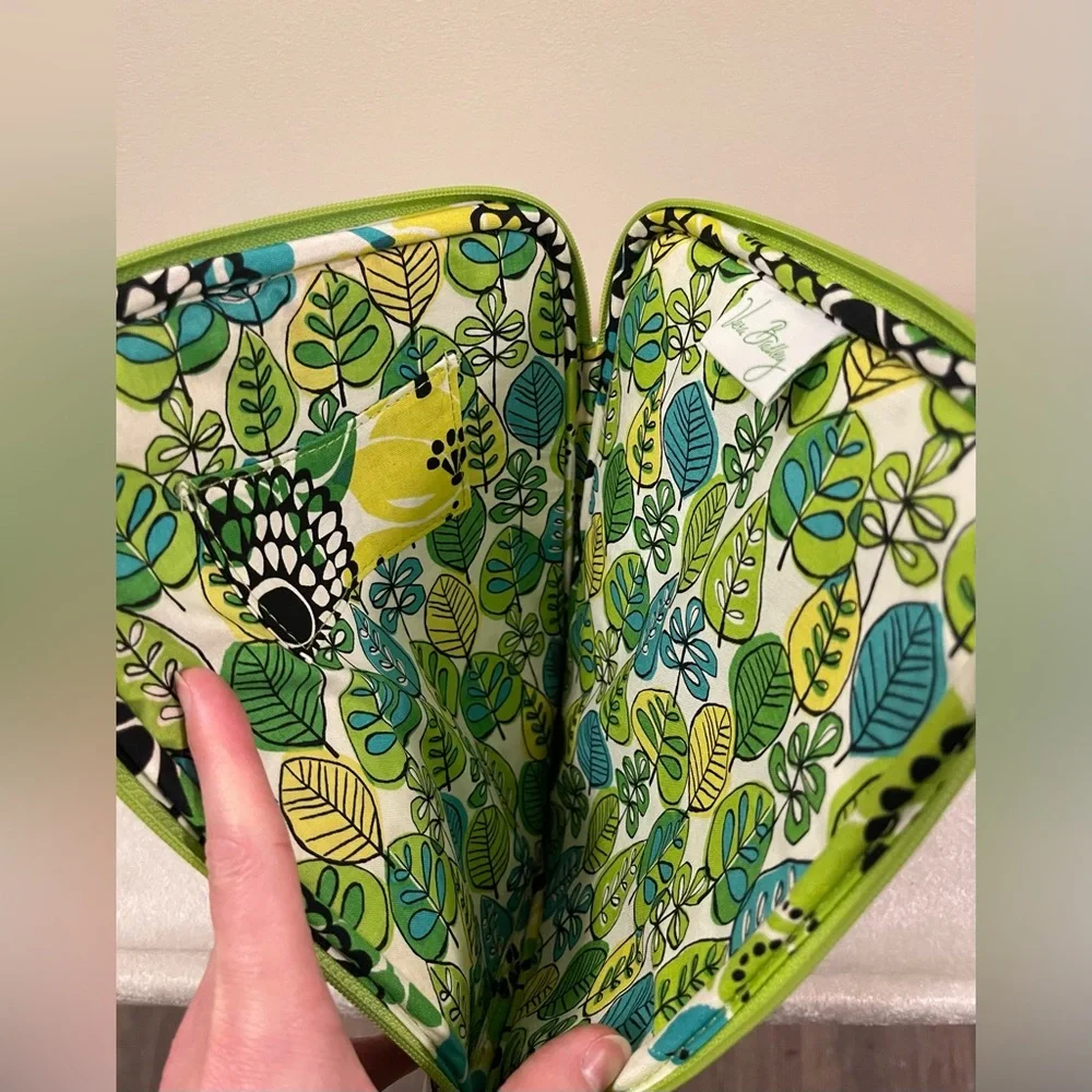 Vera Bradley Limes Up Ipad Case
